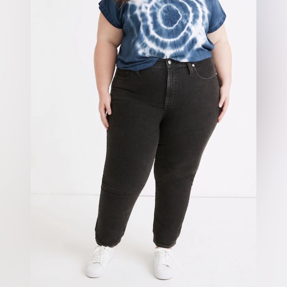 Madewell Curvy Perfect Vintage Jeans Women’s Plus Size 24W Black Wash Tapered